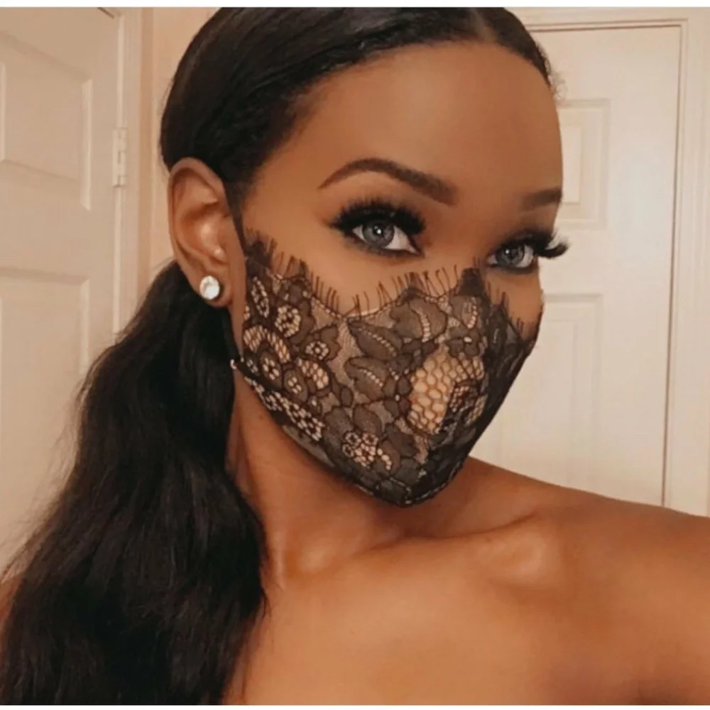 Lace Face Mask - Picture 1 of 9